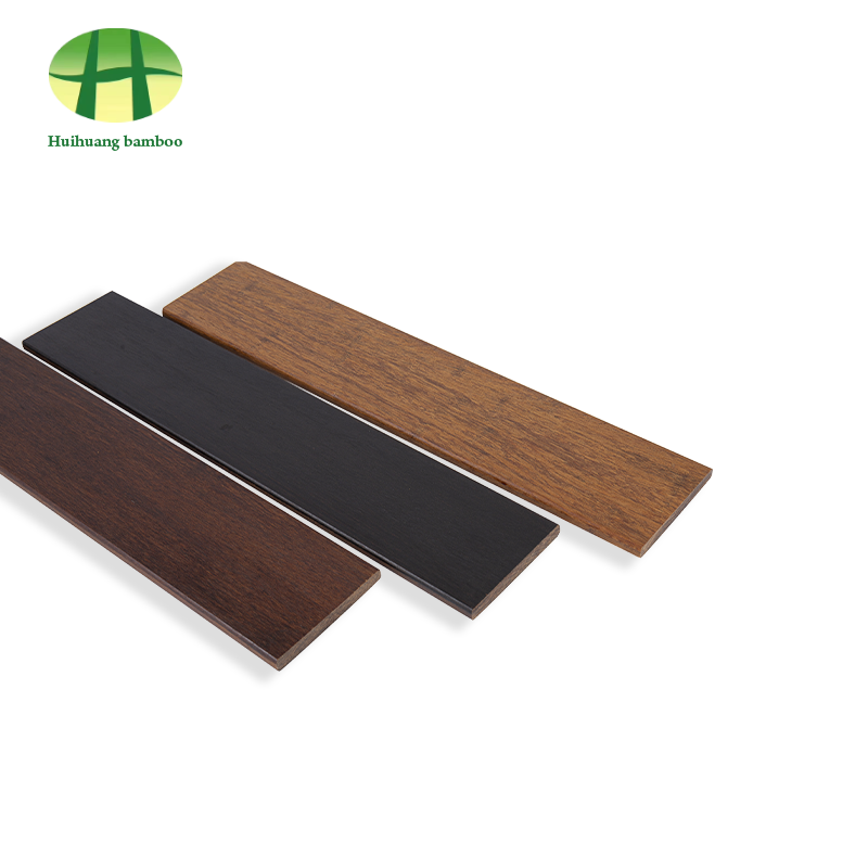 Verkoolde zware bamboe buitenomheining