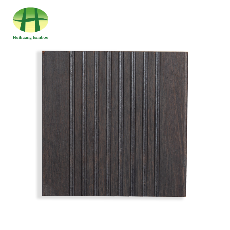 Grote golfbamboevloer